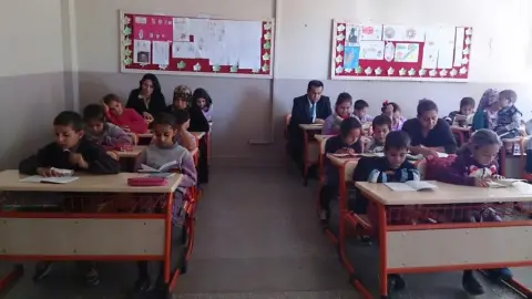 100. Yıl Sarısakal İlkokulu - Okul Veli İşbirliği ve Başarıyı Arttırma Ekibi