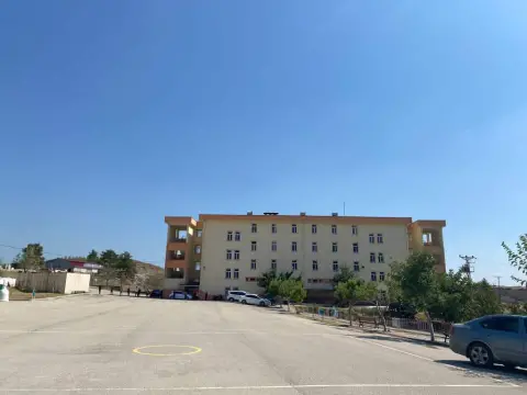 1 Nisan Yatılı Bölge Ortaokulu - pansiyon