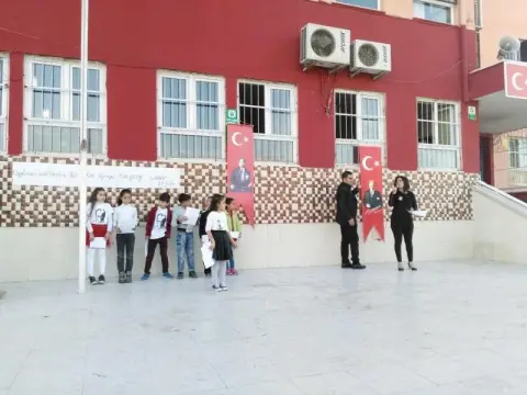80. Yıl İlkokulu - 10 KASIM 2017 ATATÜRKÜ ANMA TÖRENİ