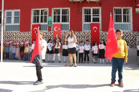 80. Yıl İlkokulu - 29 EKİM 2017 CUMHURİYET BAYRAMI