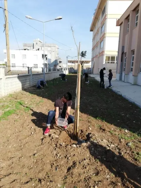 Gülbahçesi Mesleki ve Teknik Anadolu Lisesi - Meslek Lisesi öğrencileri Ailemizle Buluşuyor Projesi