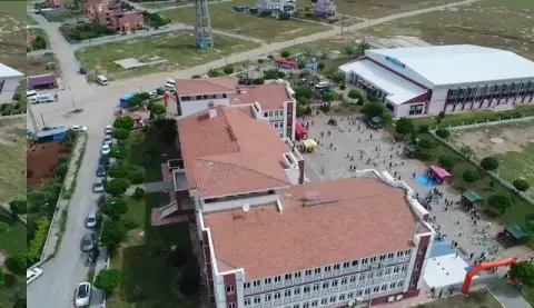 İbn-i Sina Mesleki ve Teknik Anadolu Lisesi - Okul