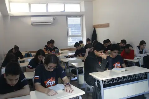 Seyhan ÇEP Ticaret Mesleki ve Teknik Anadolu Lisesi - Okuma Saati
