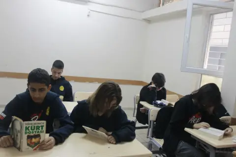 Seyhan ÇEP Ticaret Mesleki ve Teknik Anadolu Lisesi - Okuma Saati