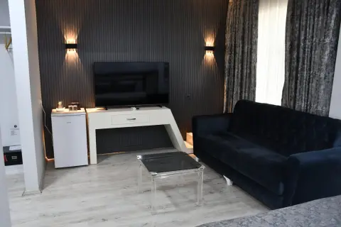 Adana Öğretmenevi ve Akşam Sanat Okulu - SUİT ODA 2