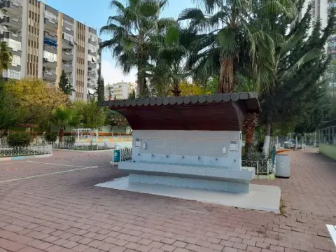 Adana Tabipler Odası İlkokulu - Bahçemiz