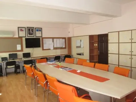 Turgut Özal Anadolu Lisesi - Okul Resimleri
