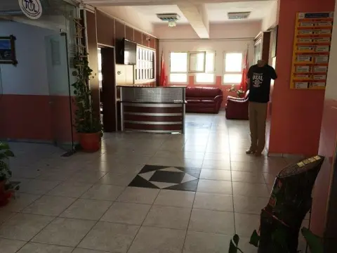 Turgut Özal Anadolu Lisesi - Okul Resimleri