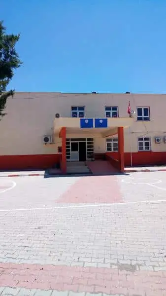Boztahta Şehit Serdar Yıldırım İlkokulu - Okul Resmi