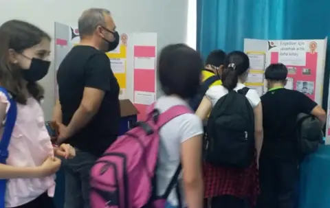Lütfiye Ali Şadi Çelik Ortaokulu - Tübitak 4006 Bilim Fuarı
