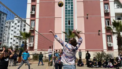 Aliya İzzet Begoviç Ortaokulu - Öğretmen-Veli Voleybol Maçı