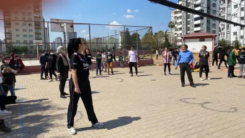 Aliya İzzet Begoviç Ortaokulu - Öğretmen-Veli Voleybol Maçı