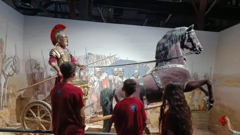 Anafartalar Anadolu Lisesi - Albüm
