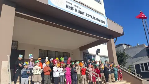 Arif Nihat Asya İlkokulu - TÖREN VE GÖSTERİLER