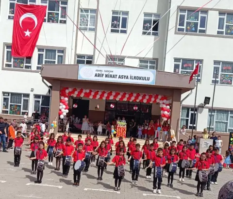 Arif Nihat Asya İlkokulu - TÖREN VE GÖSTERİLER