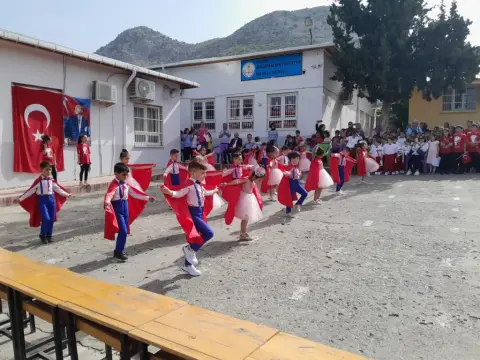Arslanpaşa Şehit Seyfettin Orkun Çil İlkokulu - Albüm