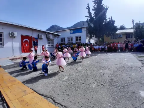 Arslanpaşa Şehit Seyfettin Orkun Çil İlkokulu - Albüm