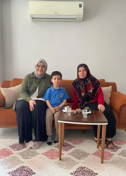 Ayşe Malaz İlkokulu - Öğretmenim Evimizde