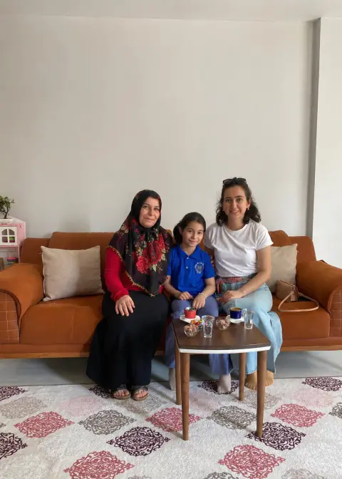 Ayşe Malaz İlkokulu - Öğretmenim Evimizde