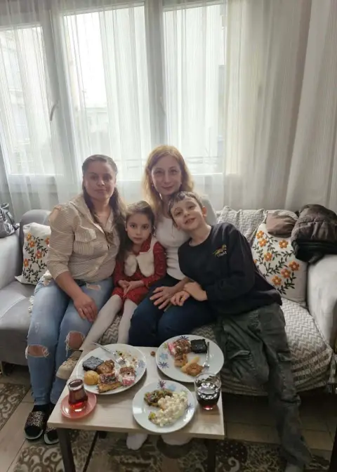 Ayşe Malaz İlkokulu - Öğretmenim Evimizde