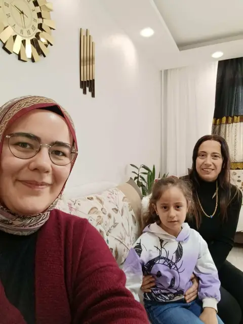 Ayşe Malaz İlkokulu - Öğretmenim Evimizde