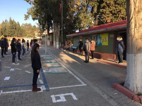 Baklalı Emin Veyisoğulları Ortaokulu - 2 DÖNEM İLK GÜN