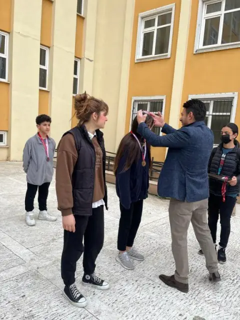 Barbaros Borsa İstanbul Anadolu Lisesi - Sportif Kareler