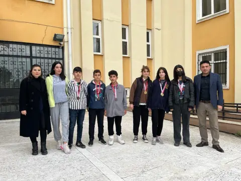 Barbaros Borsa İstanbul Anadolu Lisesi - Sportif Kareler