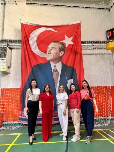 Barbaros Borsa İstanbul Anadolu Lisesi - Albüm