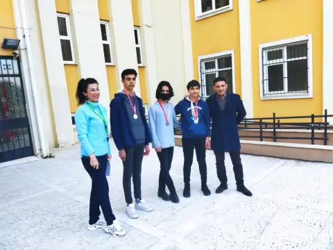 Barbaros Borsa İstanbul Anadolu Lisesi - FOTO GALERİMİZ