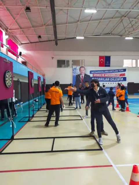 Barbaros Borsa İstanbul Anadolu Lisesi - Sportif Kareler