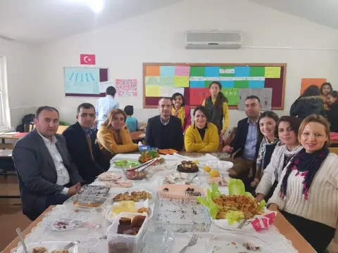 Büyükdikili Ortaokulu - YERLİ MALI