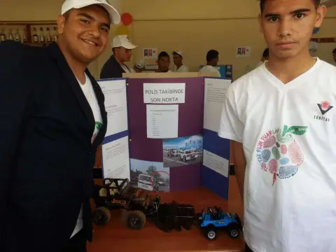 Ceyhan Biliciler Turizm Mesleki ve Teknik Anadolu Lisesi - 2017 Yılı Tübitak 4006 Bilim Fuarı Fotoğrafları