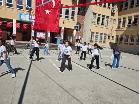 Fevzi Çakmak Ortaokulu - Albüm
