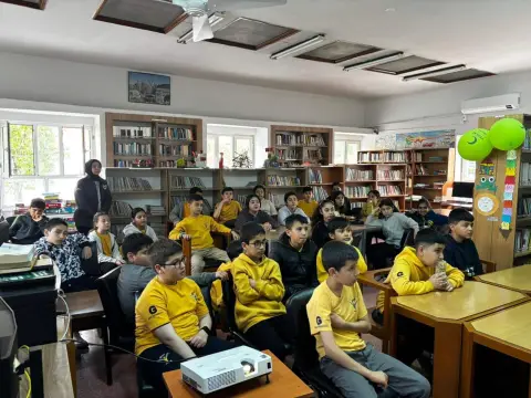 Gazi Ortaokulu - Resmi Günler Albümü