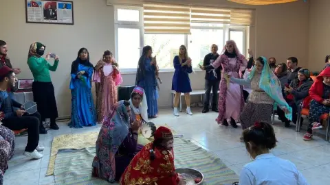 Ceyhan Özel Eğitim Uygulama Okulu III. Kademe - 3 ARALIK DÜNYA ENGELLİLER GÜNÜ ETKİNLİK FOTOĞRAFLARI