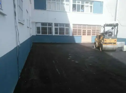 Altı Ocak Ticaret Mesleki ve Teknik Anadolu Lisesi - Bahçe Fotoğrafları