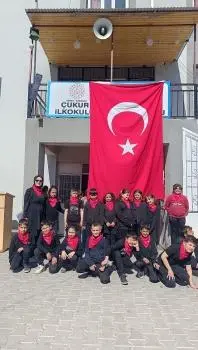 Çukur İlkokulu - Albüm