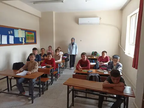 Çukur Ortaokulu - 6/A SINIFI