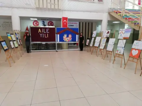 Akşemsettin Ortaokulu - Aile Yılı Etkinlikleri