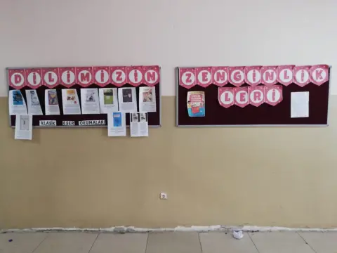 Akşemsettin Ortaokulu - Dilimizin Zenginlikleri Panosu