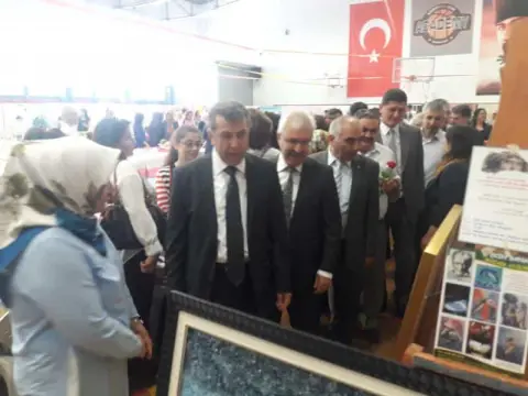 Çukurova Halk Eğitimi Merkezi - Büyük Sergi 2016