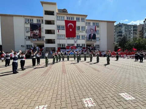 Necip Fazıl Kısakürek İlkokulu - Albüm