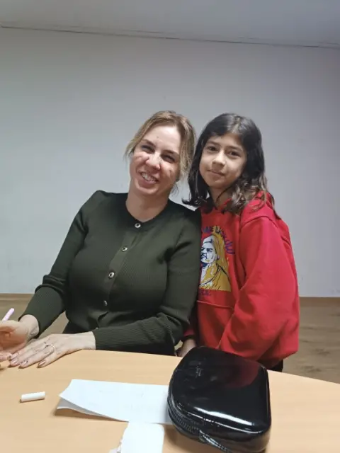 Yunus Emre İlkokulu - YAZARIN ÖZÜNDEN ÇOCUĞUN GÖZÜNDEN KİTAP PROJESİ KONUĞUMUZ DENİZ IŞIK