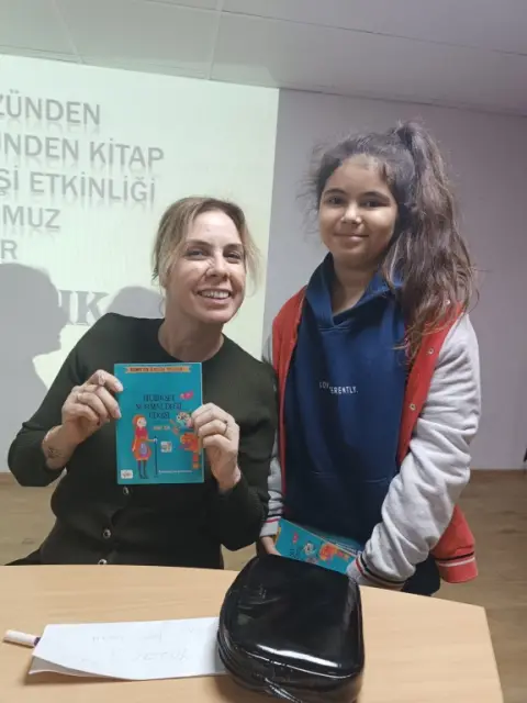 Yunus Emre İlkokulu - YAZARIN ÖZÜNDEN ÇOCUĞUN GÖZÜNDEN KİTAP PROJESİ KONUĞUMUZ DENİZ IŞIK