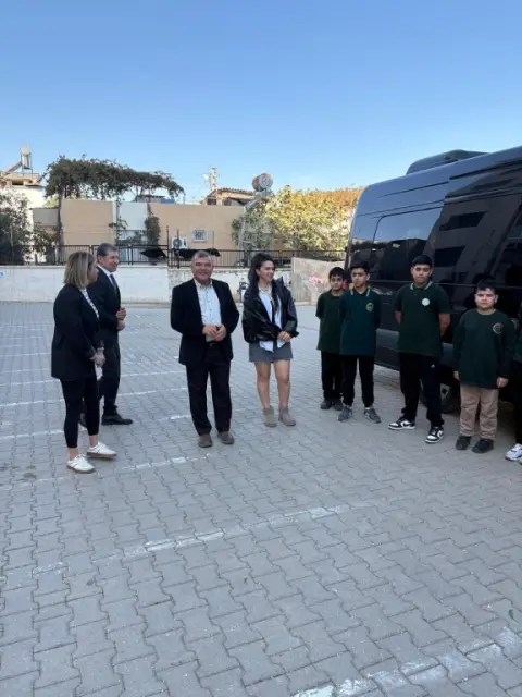 Cumhuriyet Ortaokulu - Bir Kitap Bin Kitap Projesi
