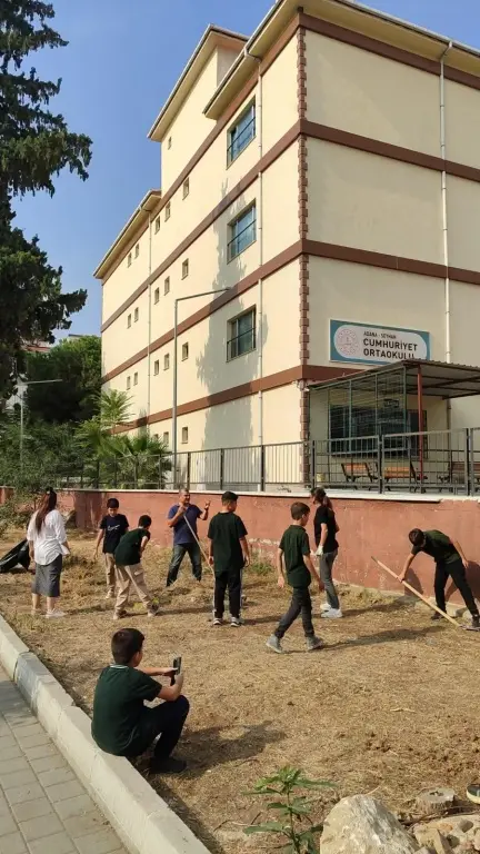 Cumhuriyet Ortaokulu - YEŞİL OKULUM PROJESİ