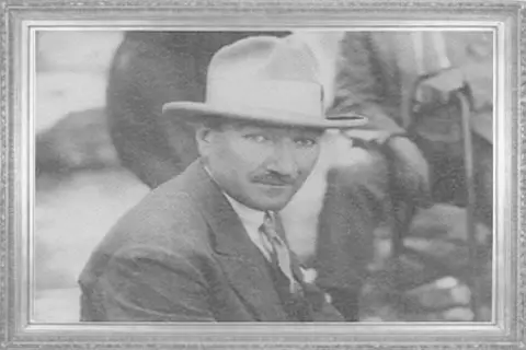 Dağcı İlkokulu - Fotoğraflarla Atatürk