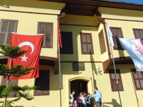 Demokrasi İlkokulu - Atatürk müzesi gezisi