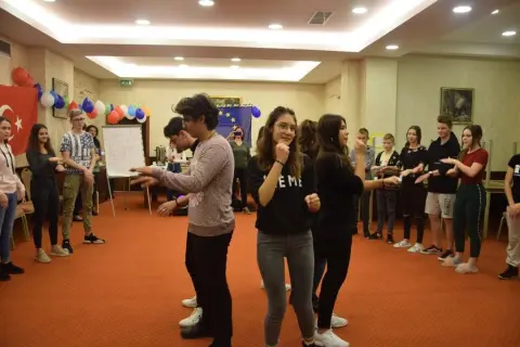 Seyhan Danişment Gazi Anadolu Lisesi - SLOVAKYAEĞİTİMİ